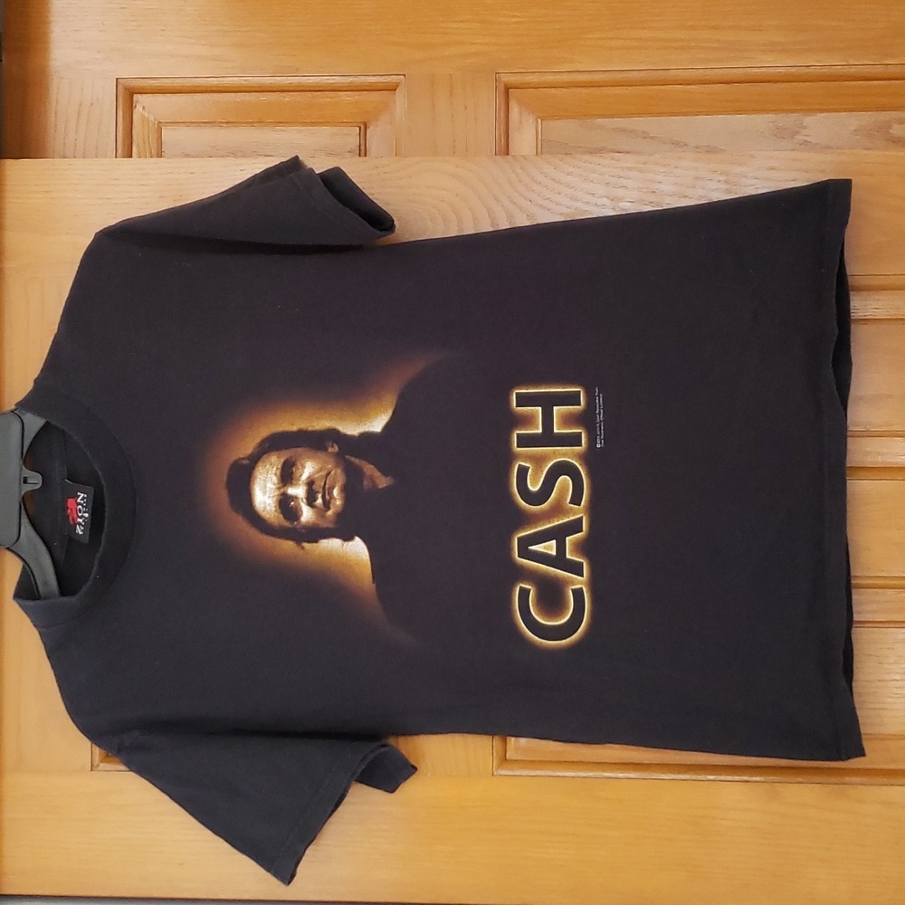 ZION Rootswear JOHNNY CASH Adult T-Shirt Small, Collectible